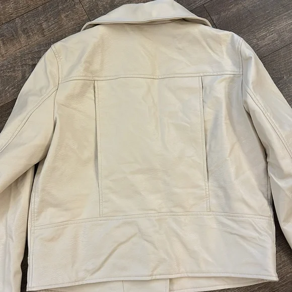 Elizabeth and James Ivory Cream Faux Leather Zip motto style jacket - Picture 11 of 12